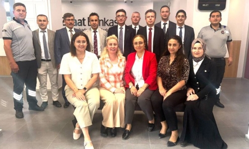 YİĞİT, ZİRAAT VE HALK BANKASI ILGIN VE AKŞEHİR ŞUBELERİNİ ZİYARET ETTİ