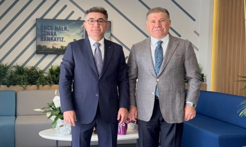 YİĞİT, SELÇUKLU TİCARİ MÜDÜRÜ ÖZDEMİR'E 'HAYIRLI OLSUN' ZİYARETİNDE BULUNDU