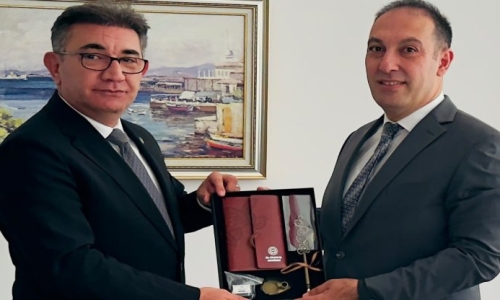 YİĞİT, ZİRAAT BANKASI KIRŞEHİR BÖLGE BAŞKANI SÖZEN İLE ŞUBE MÜDÜRÜ YEŞİLDAŞ'I ZİYARET ETTİ