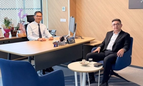 YİĞİT, HALKBANK NALCAÇI ŞUBE MÜDÜRÜ BEĞENDİ'YE 'HAYIRLI OLSUN' ZİYARETİNDE BULUNDU